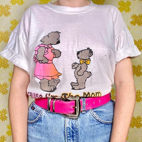 Vintage 90s white & neon ombré I'm the mom bears shirt 🐻 - Picture 1 of 8
